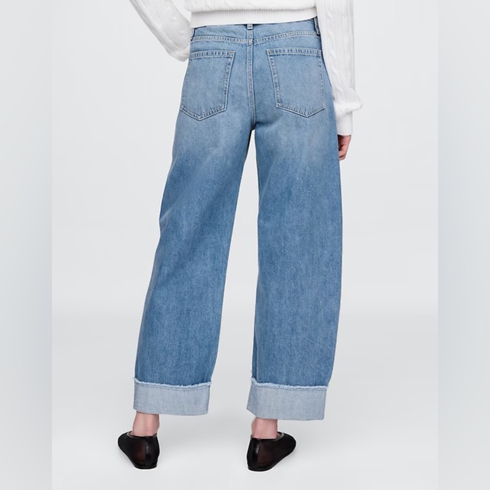 NWOT Gap High Rise Barrel Jeans - Picture 2 of 5